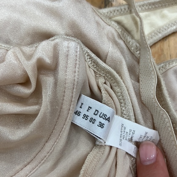 Lisanza Bodysuit Sz 3 - Picture 12 of 15